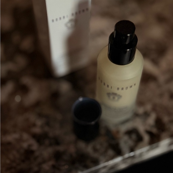 Bobbi Brown Vitamin Enriched Full Size Smoothing Serum BNWT - Picture 2 of 7